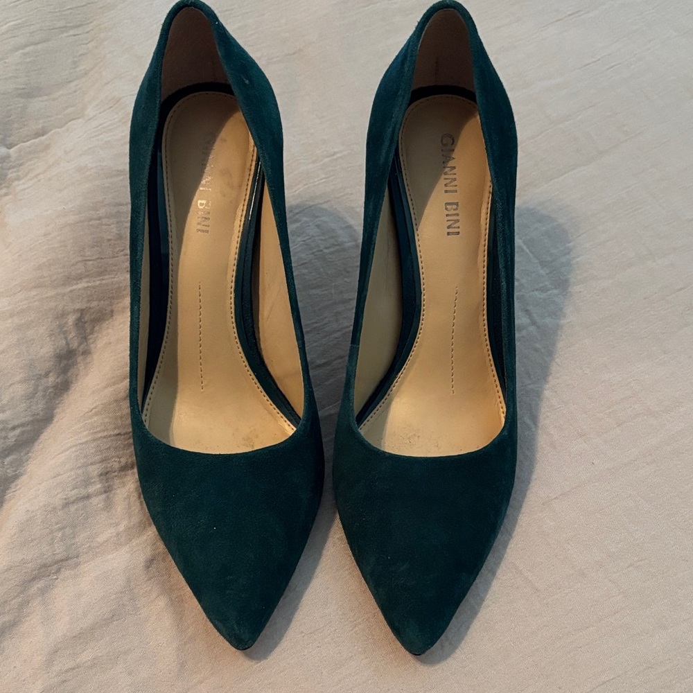 Gianni Bini Teal Suede Heels